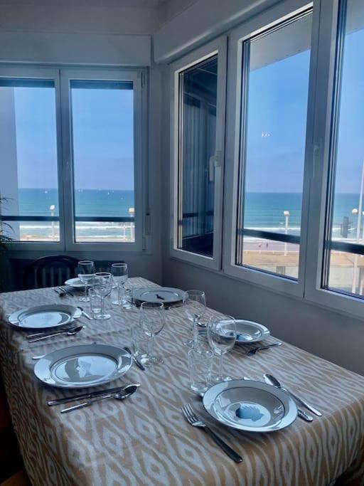 Beach Apartment *